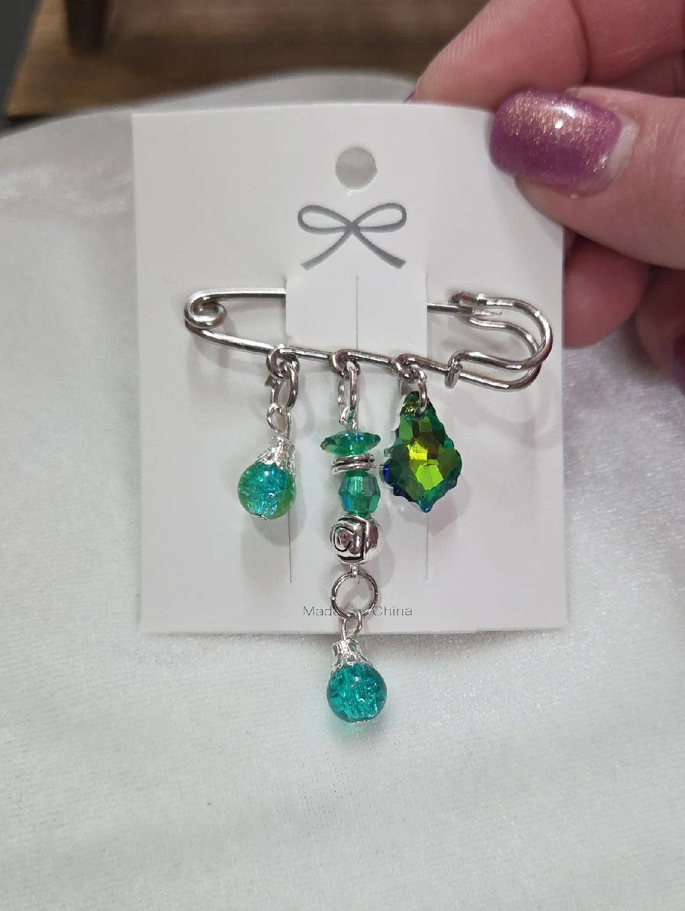 Hand Crafted Kilt Pin Brooch Elegant Beads Retro Vintage Style Unique Trendy